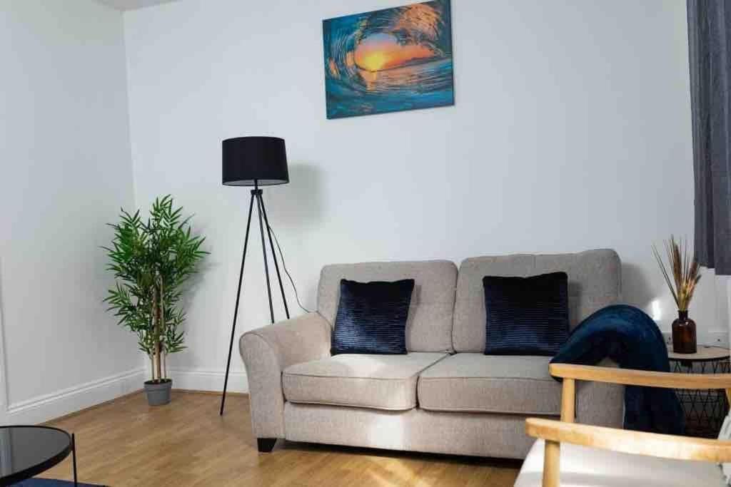 Spacious City Centre 2 Bedroom Apartment - Lt Apartment Leicester Dış mekan fotoğraf