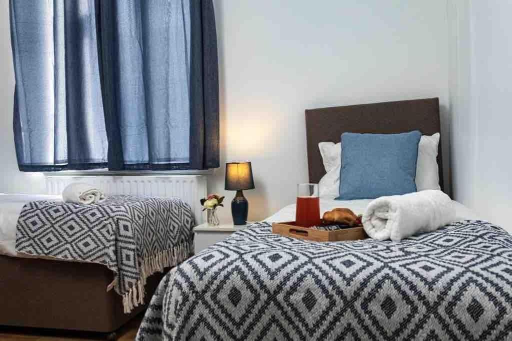 Spacious City Centre 2 Bedroom Apartment - Lt Apartment Leicester Dış mekan fotoğraf