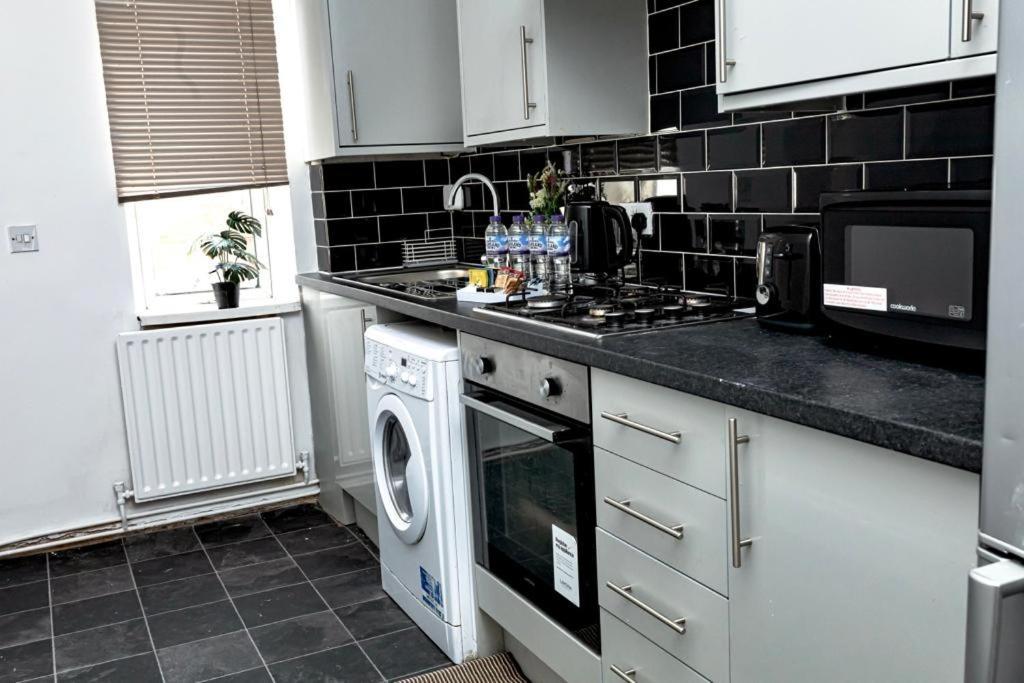 Spacious City Centre 2 Bedroom Apartment - Lt Apartment Leicester Dış mekan fotoğraf